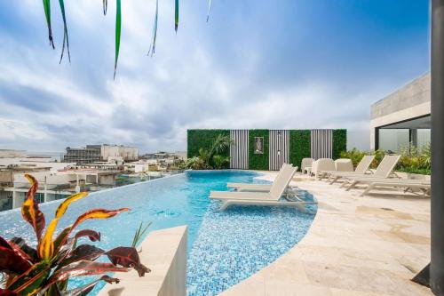 Ocewanview Roof Pool Oasis Steps To 5Th Avenue