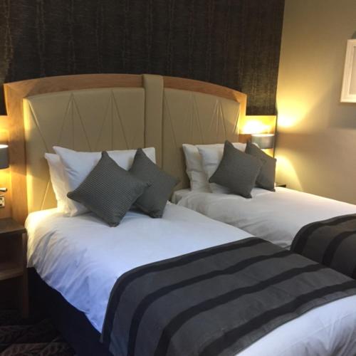 ทัศนียภาพภายนอกโรงแรม, The Bell Hotel Aylesbury in อายเลสบูรี่