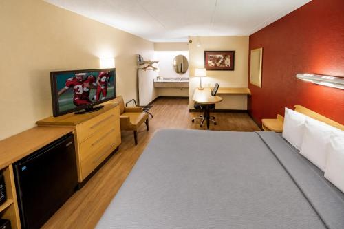 Cranberry Park Hotel – Cranberry Township, PA