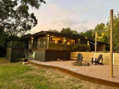 ทัศนียภาพภายนอกโรงแรม, Stylish 2-Bed Home, Stunning View, Fire Pit, Festoon Lights, BBQ and walk to Pub in ฟอสเตอร์