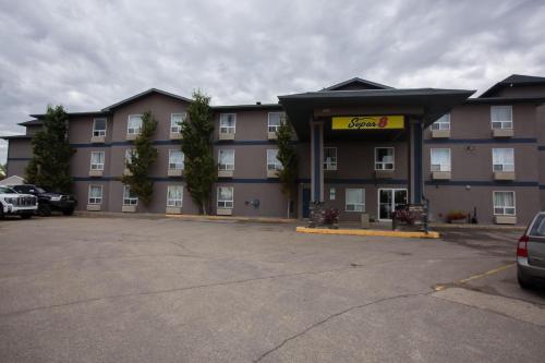 . Super 8 by Wyndham Whitecourt