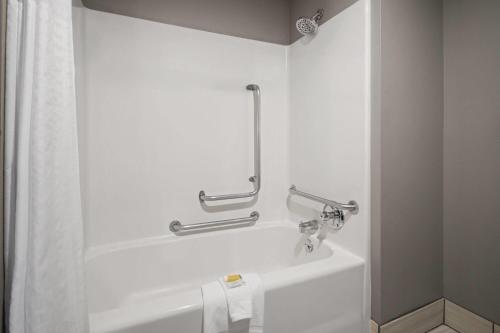 La Quinta Inn by Wyndham Milwaukee Airport / Oak Creek in Oak Creek, USA