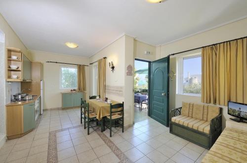 Paris Village Apartments - image 6