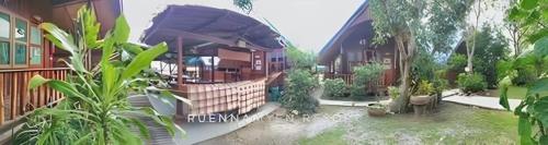 RuenNamyen Resort Amphawa in Samut Songkhram