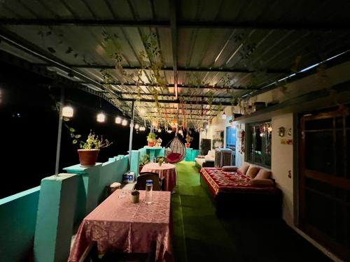 Avishri Homestay Riverside in Jhajra