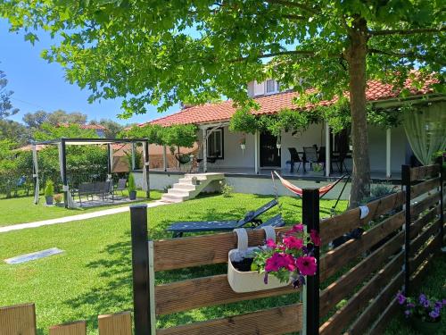 Cozy Home Kanali, Preveza in Nea Thesis