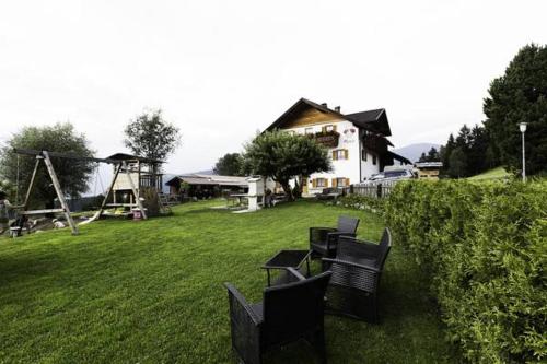 Hölzlhof 1