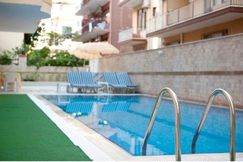 Belle Ocean Apart Otel Ideally located in the Alanya area, Belle Ocean Apart Otel promises a relaxing and wonderful visit. The property offers guests a range of services and amenities designed to provide comfort and conveni