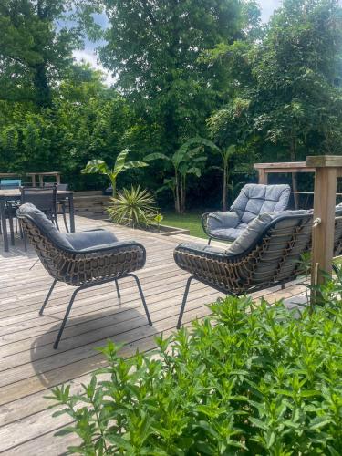 Dārzs, Charmante maison jardin & jacuzzi in La Brede