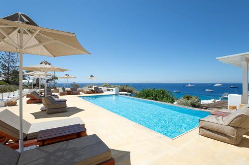 Seethrough Mykonos Suites