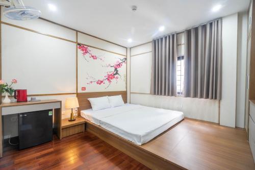 The Dahlia Hotel Hanoi in Long Bien District