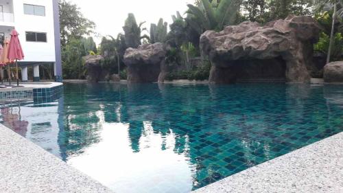 

Club Royal Condominium