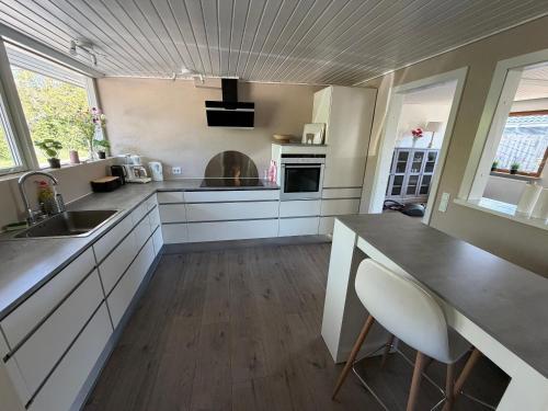 บริการและสิ่งอำนวยความสะดวก, Spacious Holiday Home By Coast And Nature in ฟาบวร์ก