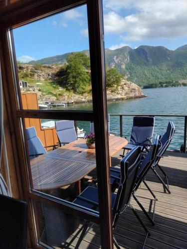 Balkons/terase, Lysefjord's pearl - the boathouse by the Preikestolen in Forsand