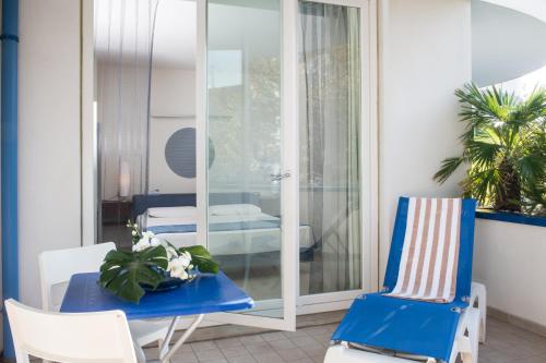 Blu Suite Hotel - image 11
