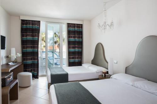 Blu Suite Hotel - image 9