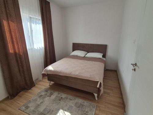 Glendale Apartment