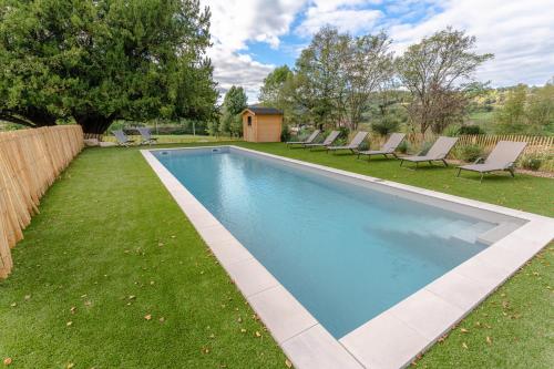 Skats, L'Avenante Bazilloise - 15 personnes in Meisaka