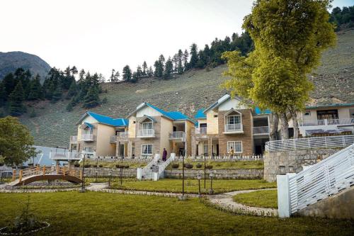 Viesnīcas āriene, Falettis Grand Hotel Naran in Naran