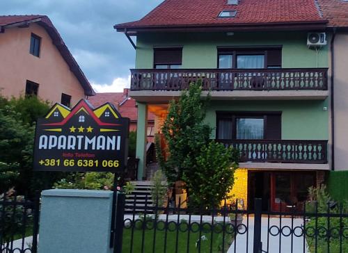 Apartmani Varos & Restaurant – khách sạn tại Pazar