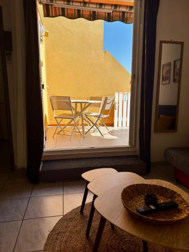 Un Zeste de Soleil - Terrasse - Parking - Clim - Plage de la Roquille - Cap d'agde - Histoire de Clés