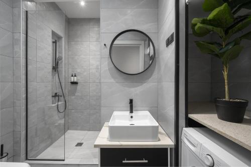 Aelia Apartments, The Luxury Suites 5