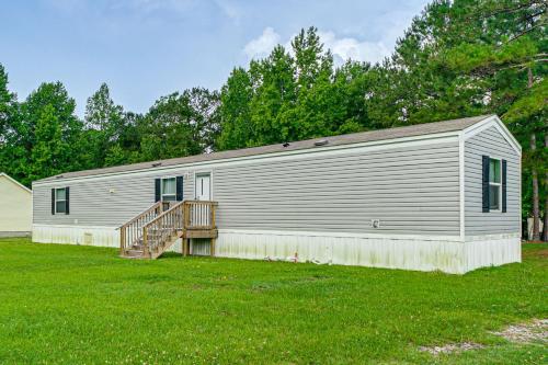 Golf, Beaches & More! Pet-Friendly Home in Leland in Leland (NC)