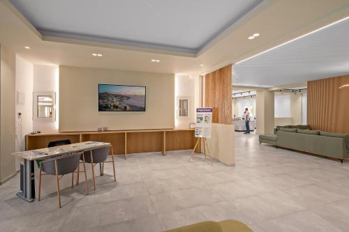 Attractions, Fragiskos Hotel in Adelianos Kampos