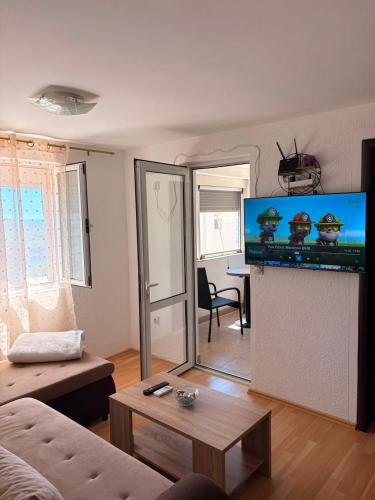 Eirini Stay in Kruče