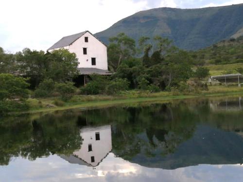 Šalia esančios lankytinos vietos, Glen Avon Farm in Somerset East