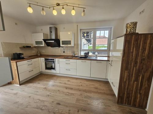 Tolle Ferienwohnung nähe Marburg direkt am Radweg (Tolle Ferienwohnung nahe Marburg direkt am Radweg) in Lahntal
