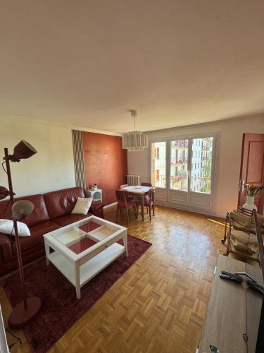 Grand appartement dans une résidence à caen