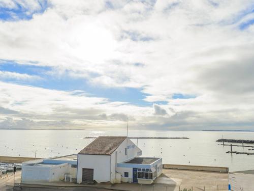 Duplex 4 pièces, balcon, 6 pers, Châtelaillon-Plage, Wi-Fi - FR-1-258-204 - Location saisonnière - Châtelaillon-Plage
