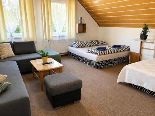 3 double beds