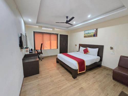 Hotel Ashok Residency in Poonamallee