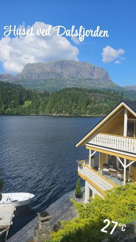 Huset ved Dalsfjorden in Бігстад