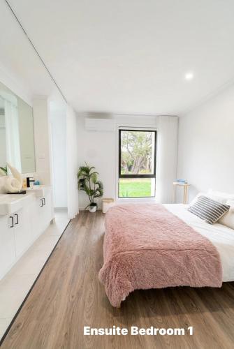 Miami Retreat, Group Stay, 16 Guests,6 Parking in Морнингтън Пенинусла