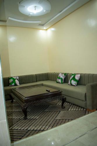 společenská místnost / TV salónek, Best choice in Laayoune comfort And attractive price in Akhfennirr