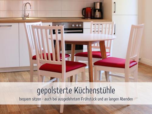 köök, Bauernhof Wisch-Hof in Ostseenähe (Wisch-Hof Krokau - ideal fur Radfahrer - viel Platz drinnen & draußen, Kleinkindausstattung, Radwege) in Barsbek