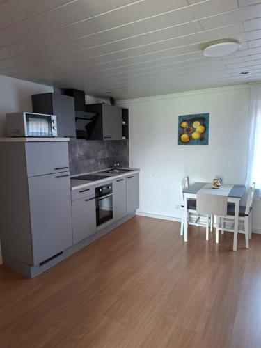 廚房, Dirks Apartment mit Weitblick in 阿爾騰克辛/韋斯特瓦爾德