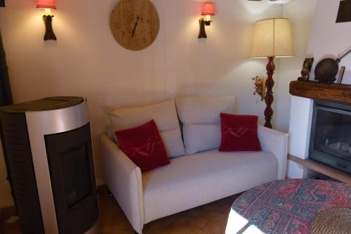 Iekārtas, Petit chalet individuel dans le Queyras in Château-Ville-Vieille