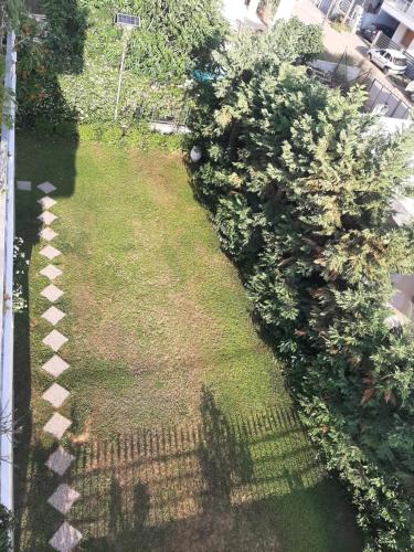 Garden, studio yannis leonidas in Mpournias