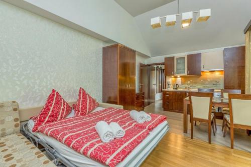 Pool Villa Silva Marija Apartments in Pisece