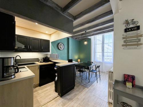 Charmant T2 en hyper centre, proche Thermes, tout équipé avec balcon - FR-1-608-208 - Location saisonnière - Le Mont-Dore