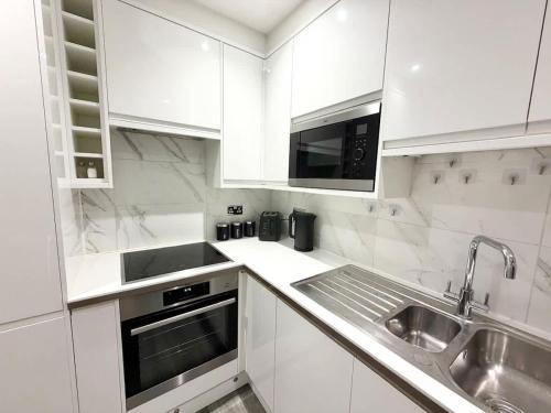 Casa de  m2 com 2 quarto(s) e 3 casa(s) de banho(s), na área Hove (Stylish Hove Apartment, Prime Location) in Hove