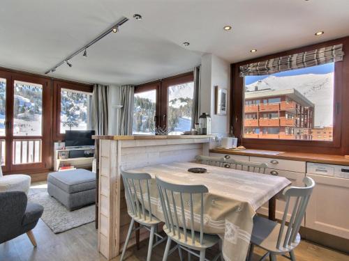 Appartement rénové 64m², 6 pers, balcon, accès Wi-Fi, pistes - FR-1-455-104 (Appartement renove 64m², 6 pers, balcon, acces Wi-Fi, pistes - FR-1-455-104) in 拉普拉涅