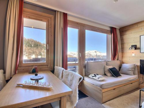 Appartement 2 pièces pour 4 pers, balcon, Plagne 1800 - FR-1-455-277 (Appartement 2 pieces pour 4 pers, balcon, Plagne 1800 - FR-1-455-277) in La Plagne