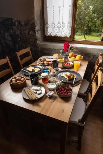 . PETRASTERO Mountain Retreat-Agrafa Evrytania Greece