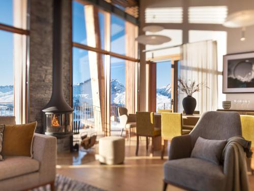Chalet spacieux avec spa et cinéma privé pour 14 pers. - FR-1-866-10