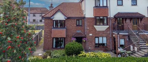 Cosy Ensuite 15 mins from Cork Airport in Douglas